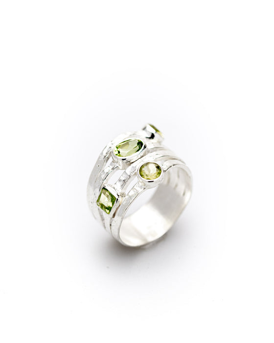 Ring Multistone Peridot